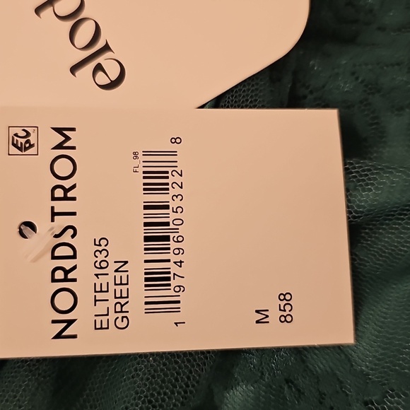 NWT Elodie Long Sleeved Off The Shoulder Lace Top Green Medium - Picture 7 of 8